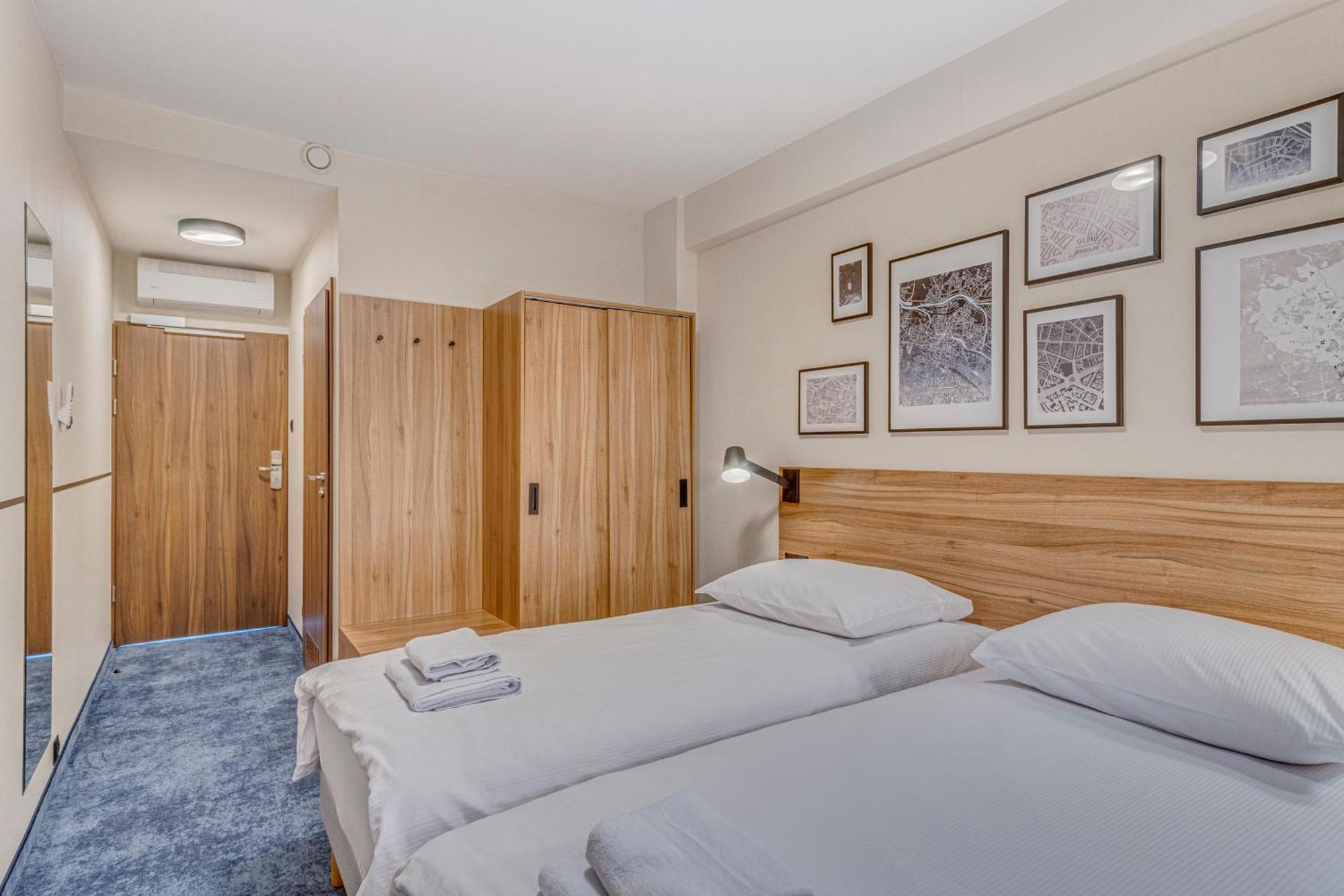 Tulip Hotels - Wroclaw Centre Eksteriør billede