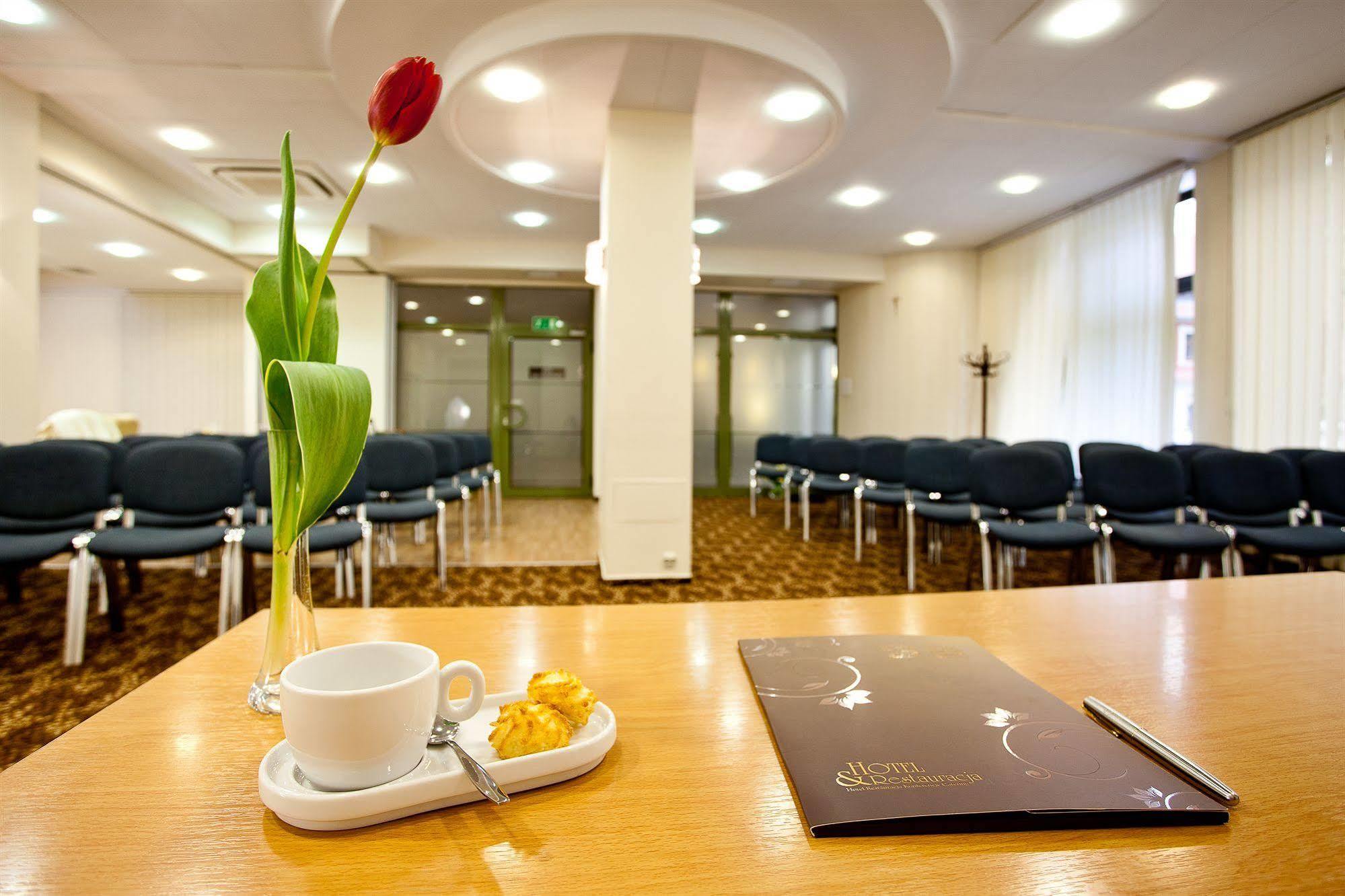 Tulip Hotels - Wroclaw Centre Eksteriør billede